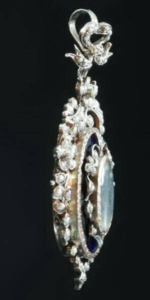 French Victorian gilded silver locket pendant with enameled Cupid (image 6 of 9)